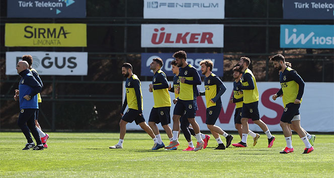 Fenerbahçe antrenmanlara başlıyor